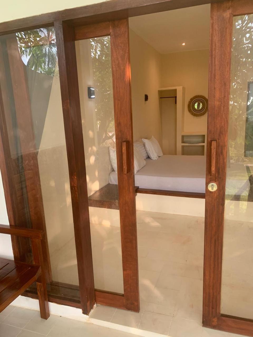 Lombok Coconut Hotel Mangsit Kültér fotó