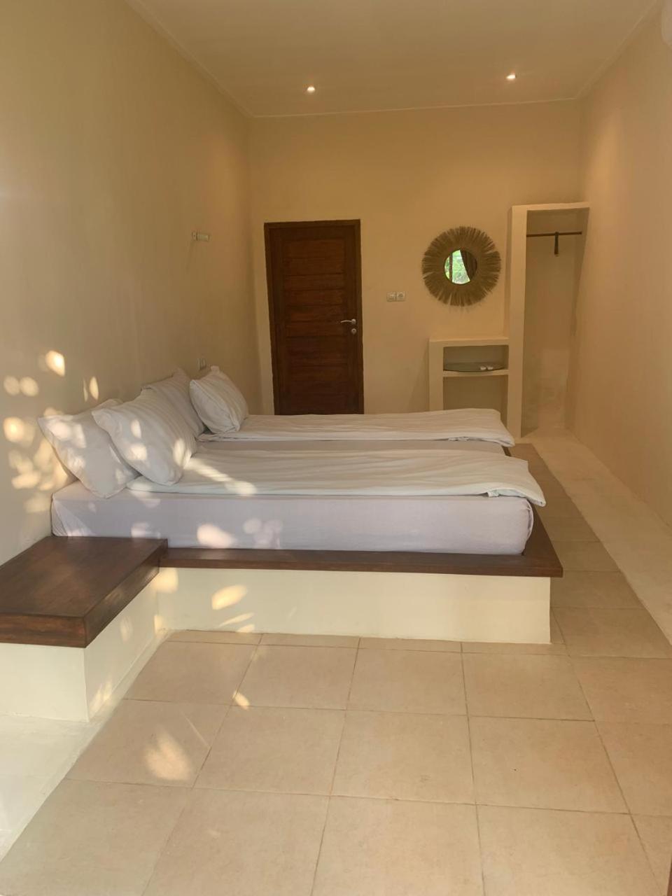 Lombok Coconut Hotel Mangsit Kültér fotó