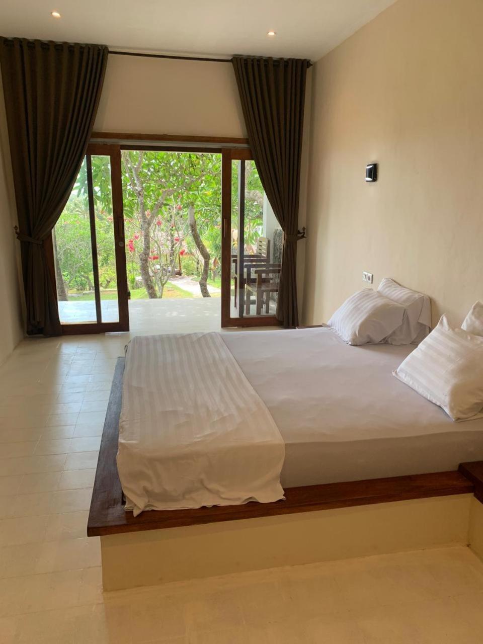 Lombok Coconut Hotel Mangsit Kültér fotó