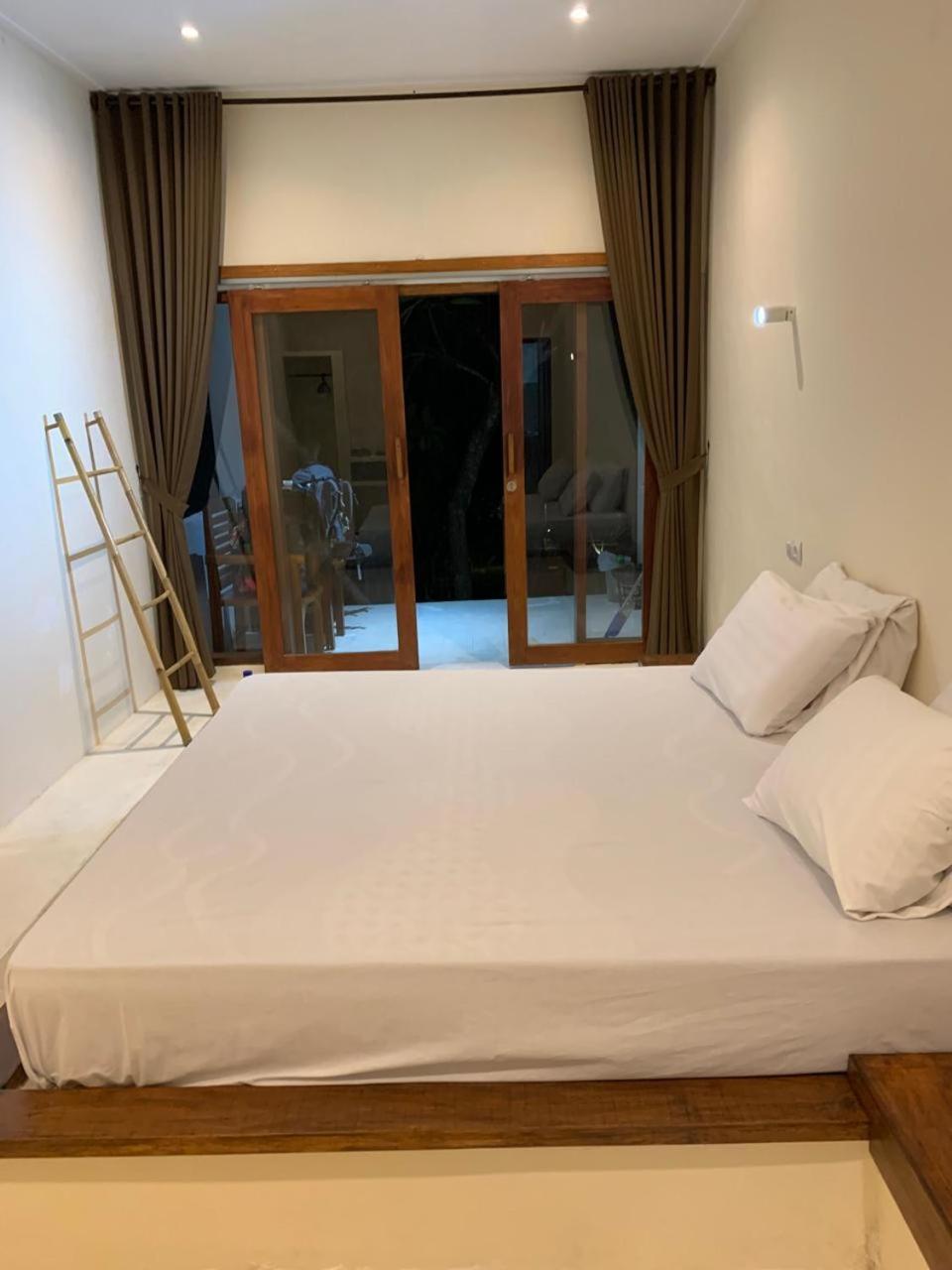 Lombok Coconut Hotel Mangsit Kültér fotó