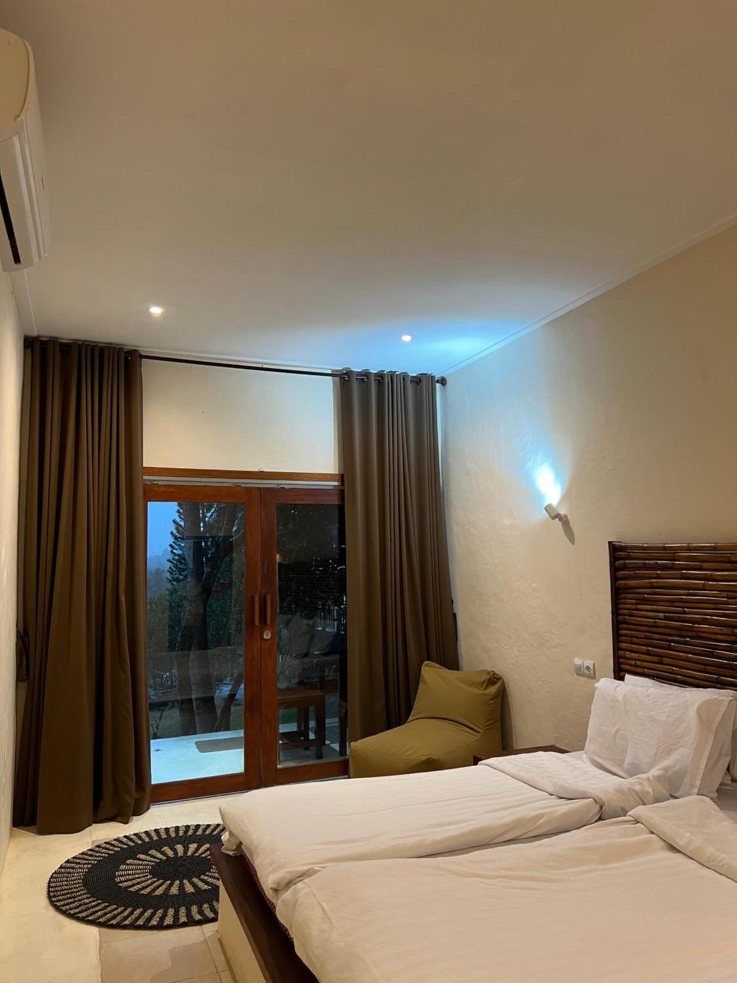Lombok Coconut Hotel Mangsit Kültér fotó